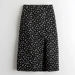 HOLLISTER Ultra High-Rise Split Midi Skirt - Floral - Medium